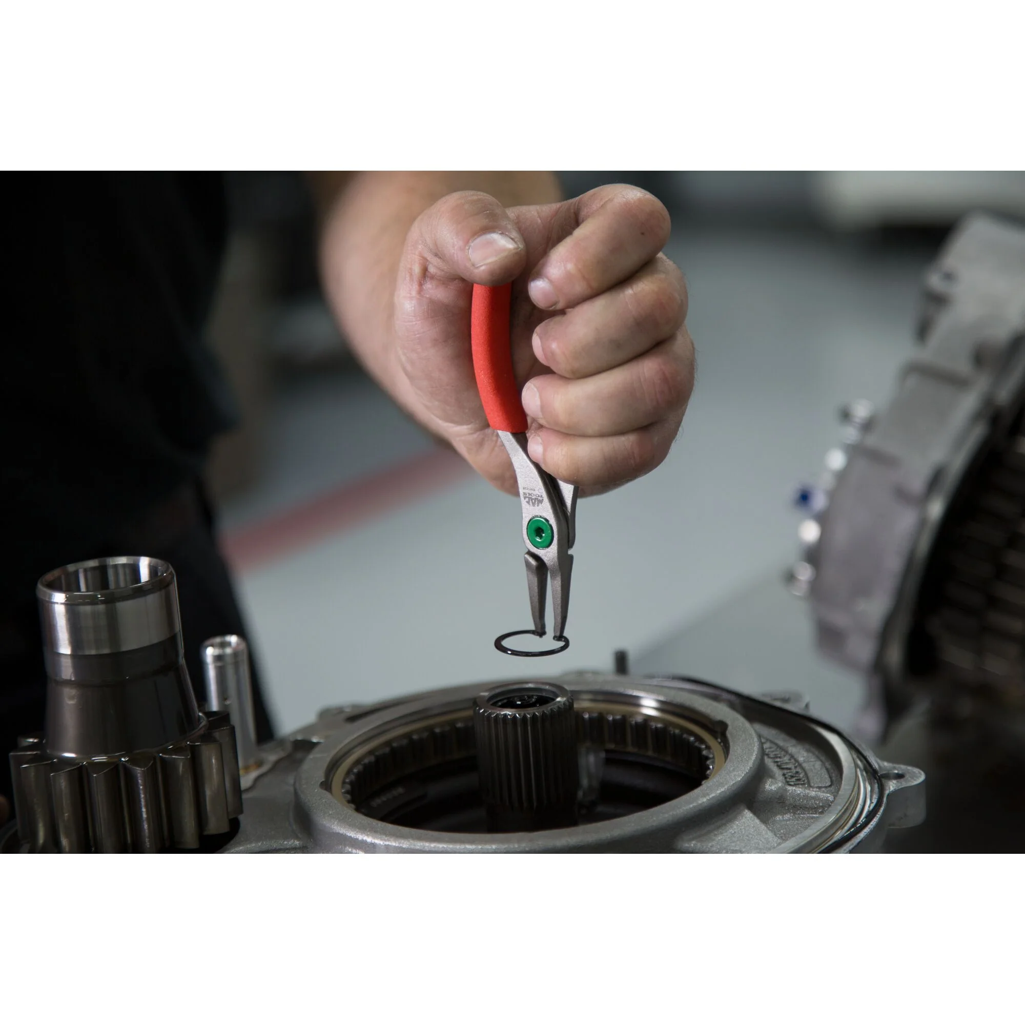 4-PC. Internal/External Snap Ring Pliers - Image 8